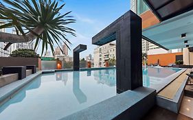 Golden Tulip Mandison Suites